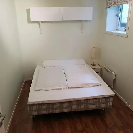 Big, Spacious With Free Parking Apartment *