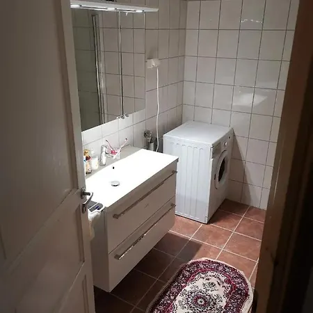 Big, Spacious With Free Parking Apartment *