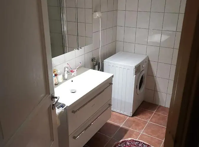 Big, Spacious With Free Parking Apartment *